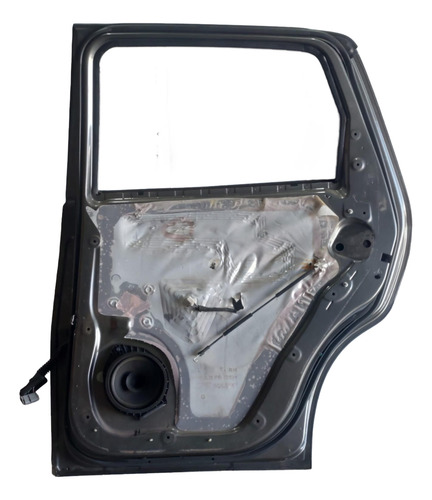 Porta Traseira Direita Original Spin 2013 C/ Detalhe Usada Traseira Direita Prateado - Imagem 2