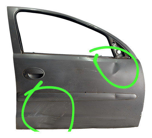 Porta Diant. Dir. Orig. Corsa Montana 05/11 C/detalhe Usada Dianteira Direita Prata