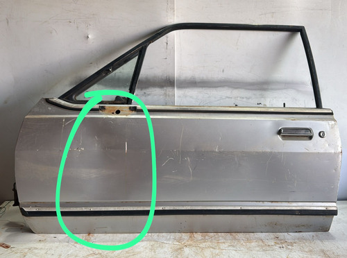 Porta Esquerda Belina 2p 1988 C/ Detalhe Usada Dianteira Esquerda Prateado - Imagem 2