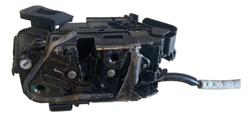 Fechadura Traseira Esquerda Original T-cross 2022 Usada - Imagem 3