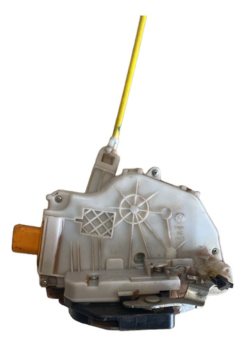 Fechadura Dianteira Esquerda Orig. Saveiro G5 G6 2016 Usada