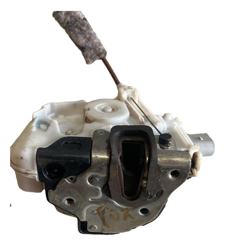 Fechadura Dianteira Esquerda Original Fox 201521 Usada - Imagem 3