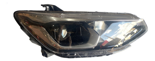 Farol Direito Original Chevrolet Tracker 2020 A 2023 Usada Direito/passageiro