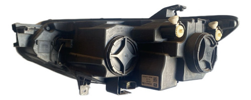 Farol Direito Original Chevrolet Tracker 2020 A 2023 Usada Direito/passageiro - Imagem 2