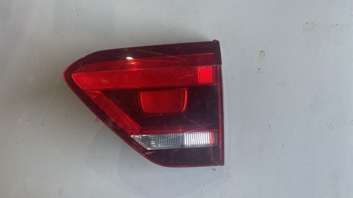 Lanterna Tampa Mala Dir. Orig. Fox 2015 A 2017 Usada Direito/passageiro Vermelho - Imagem 3