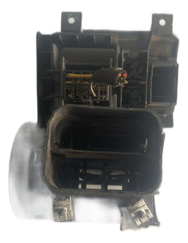 Moldura Difusor Ar Esq. Orig. Corsa Montana 2002 2012 Usada - Imagem 2