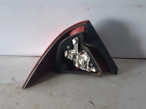 Lanterna Traseira Esquerda Ford Mondeo 2005 Direito/passageiro - Imagem 4