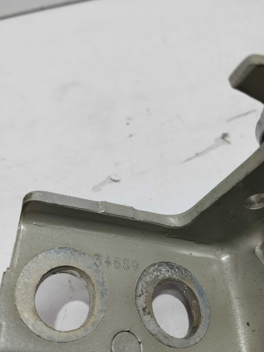 Dobradiça Inferior Porta Dian Esq Peugeot 2008 Cod 8732256 - Imagem 2