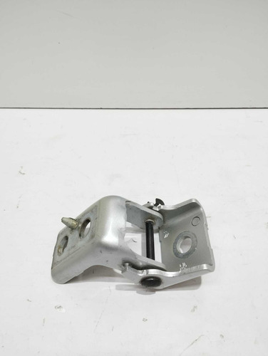 Dobradiça Inferior Porta Dian Esq Peugeot 2008 Cod 8732256 - Imagem 4