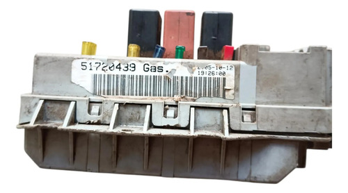 Caixa De Fusível Rele Fiat  Palio Siena Strada Gas 51720439