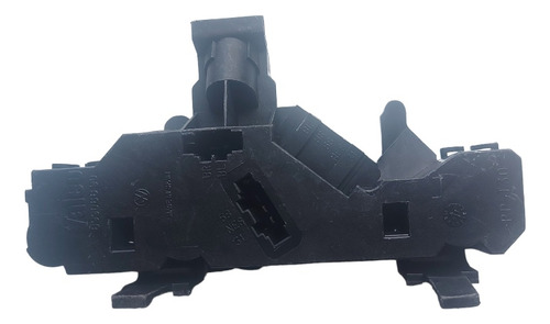 Circuito Soquete Lanterna Traseira Esquerda Vw Polo 95 A 03 - Imagem 4