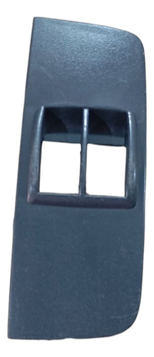 Moldura Botão Vidro Elétrico Diant Esq Fiat Palio 04 A 16