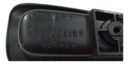 Moldura Puxador Interno Original Peugeot 206 207 2002 A 2012 - Preto - Imagem 2