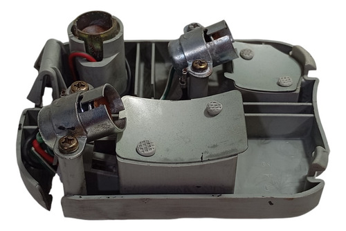 Circuito Lanterna Traseira Direita Subaru Legacy 1993 A 1998 Direito Vermelho