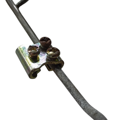 Pino Trava Porta Traseira Esquerd Orig Gm Captiva Sport 2008 - Imagem 6