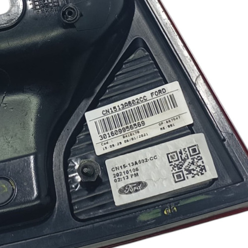 Lanterna Tampa Traseira Direita Original Ford Ecosport 2017 Direito/passageiro Vermelha - Imagem 2