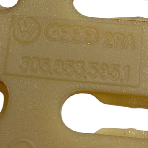 Grampo Presilha Friso Original Vw Santana Versalles 1993 - Imagem 2