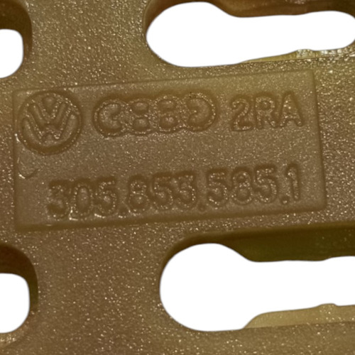 Grampo Presilha Friso Lateral Original Vw Santana 1998 - Imagem 2