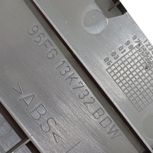 Acabamento Painel Lateral Direito Original Ford Fiesta 2000 - Imagem 2