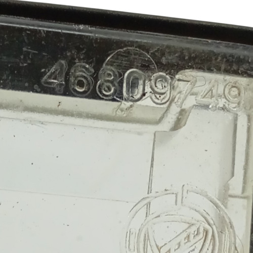 Lente Luz Placa Traseira Original Fiat Palio Weeked 2003 - Imagem 2