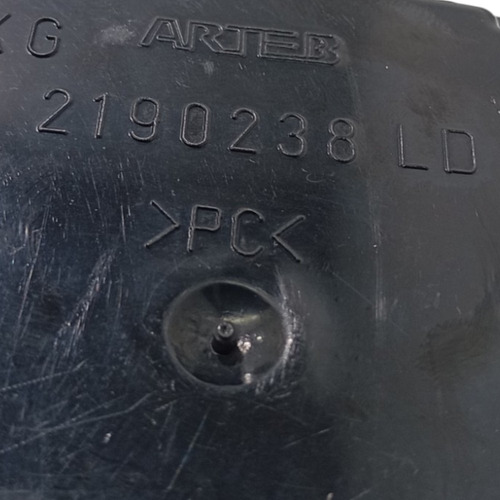 Tampa Vedação Farol Direito Original Vw Golf 2000 - Imagem 2