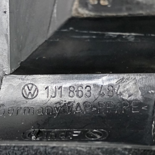 Acabamento Soleira Coluna Dianteira Direita Vw Golf 2000 Preto - Imagem 2