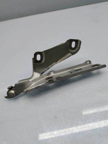 Dobradiça Esquerda Capô Audi A3 2016 - Imagem 7