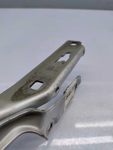 Dobradiça Esquerda Capô Audi A3 2016 - Imagem 9