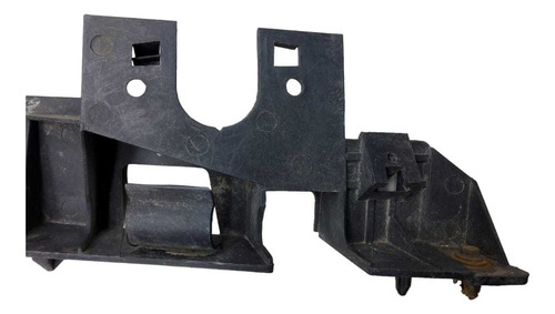 *guia Para-choque Dianteiro Direito Renault Clio 1999 A 2010 - Imagem 7