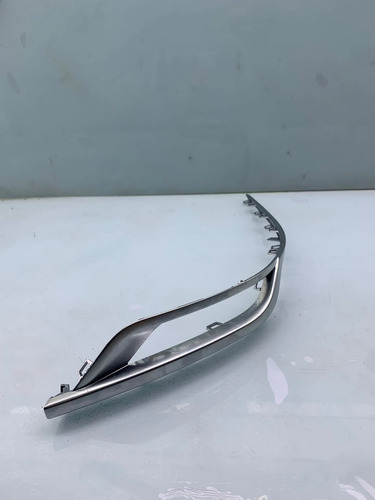 Moldura Friso Esquerdo Para-choque Fastback 2022 2024 Cinza - Imagem 8