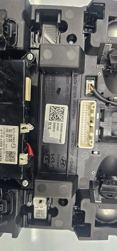 Luz De Cortesia Teto Hyundai Creta 10 T Gdi Aut 2022 2024 - Imagem 7