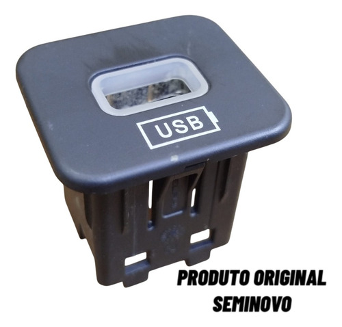 Moldura Acabamento Entrada Usb Traseira Jeep Compass 2022 - Imagem 2