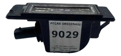 Luz Lanterna Placa Chevrolet Onix Tracker 2020/2024 - Imagem 2