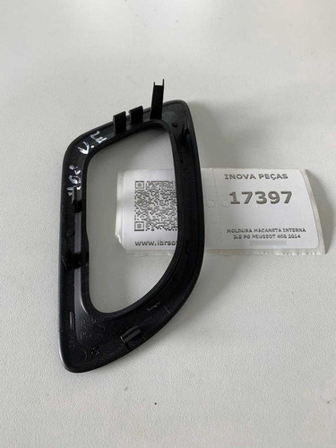  Moldura Maçaneta Interna D.e Peugeot 408 2014 (9680428380) Preto Dianteira/traseira - Imagem 3