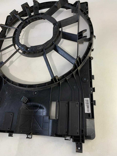 Defletor Radiador Land Rover Discovery Sport 2016 - 2020 - Imagem 4