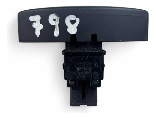 Botão Pisca Alerta Nissan Livina Tiida 09 14  Pa66gf8mf33 Branco - Imagem 3