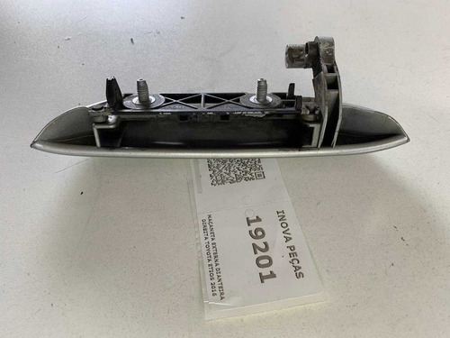 Maçaneta Externa Dianteira Direita Toyota Etios 2016 Prata Dianteira/traseira - Imagem 2