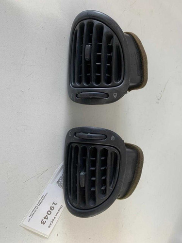 Par Difusores Ar Peugeot 206 Ano 2006 N 9624664277