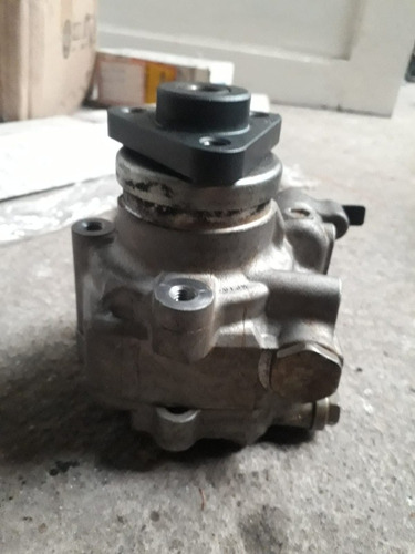 Bomba Direção Hidráulica Amarok 2h0422154a, Usada Original. - Imagem 2