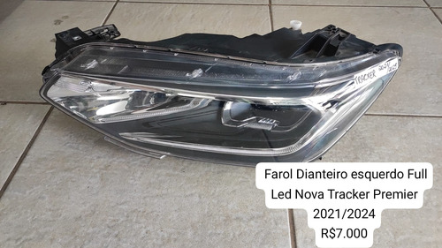 Farol Dianteiro Direito Full Led Tracker Premier 2021/2024