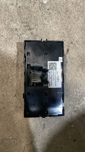 Botao Vidro Eletrico Dianteiro L/e Onix/tracker 26211281 - Imagem 2