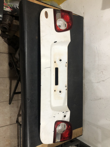 Aplique Tampa Traseira Gm Corsa Ls 11/16 Original - Imagem 2