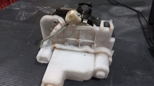 Fechadura Traseira Esquerda Palio Gran Siena 12\17 518921760 - Imagem 3