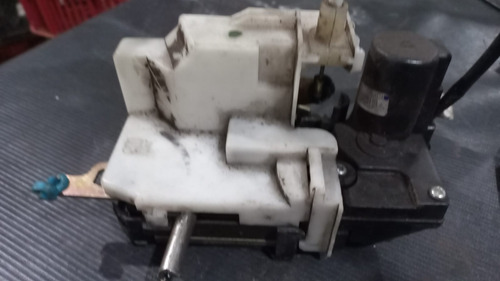 Fechadura Trava Porta Dianteira Esquerda Gm Celta 2008 - Imagem 2