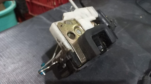 Fechadura Trava Porta Dianteira Direita Gm Celta 2008 - Imagem 4