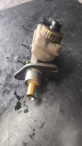 Cilindro Mestre C\ Reservatório Gm Celta 04\08 - Imagem 2