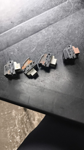 Interruptor Vidro Vw Gol G5 Código 5z095985635408 - Imagem 2