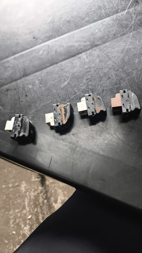 Interruptor Vidro Vw Gol G5 Código 5z095985635408 - Imagem 3