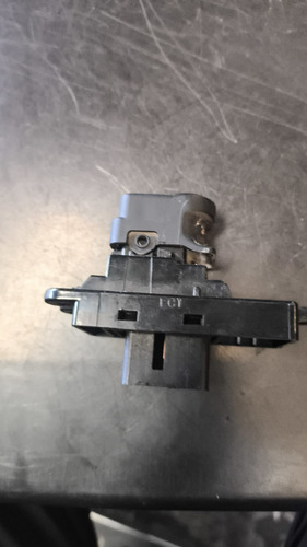 Comando Botão Vidro Traseiro Direito Hyundai I30 2011 - Imagem 4