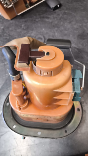 Bomba De Combustível Hyundai Tucson 2010 2.0 311102e300 - Imagem 2